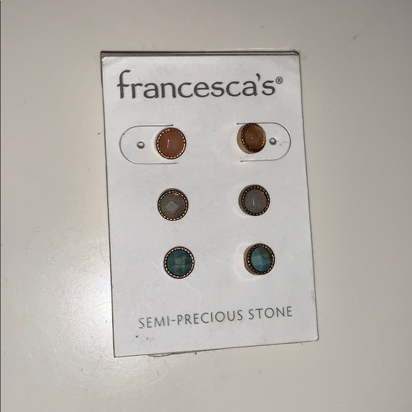 Francesca's Collections Jewelry - Francesca’s stud earrings Francesca's Collections Jewelry - Francesca’s stud earrings